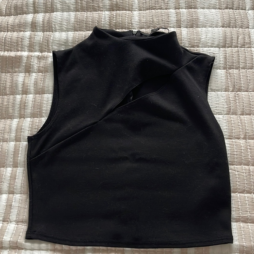 GUESS cut out top
